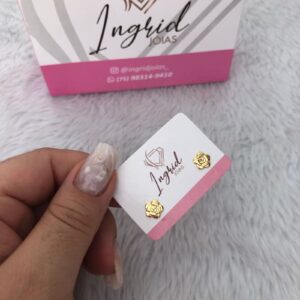 Brinco Semijoia Florzinha Pequena