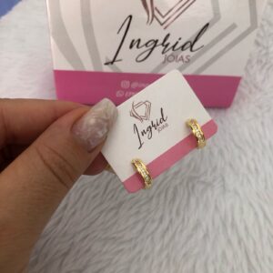 Argola Semijoia Delicada