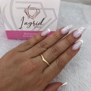 Anel Semijoia V Cravejado