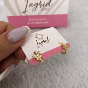 Argola Semijoia Borboleta Cravejada