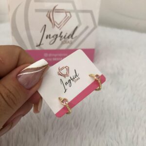 Argola Semijoia Coraçãozinho Rosa