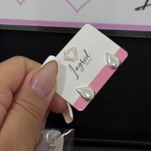 Brinco Semijoia Gota Lisa