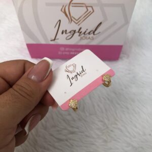 Argola Semijoia Coraçãozinho Cravejado